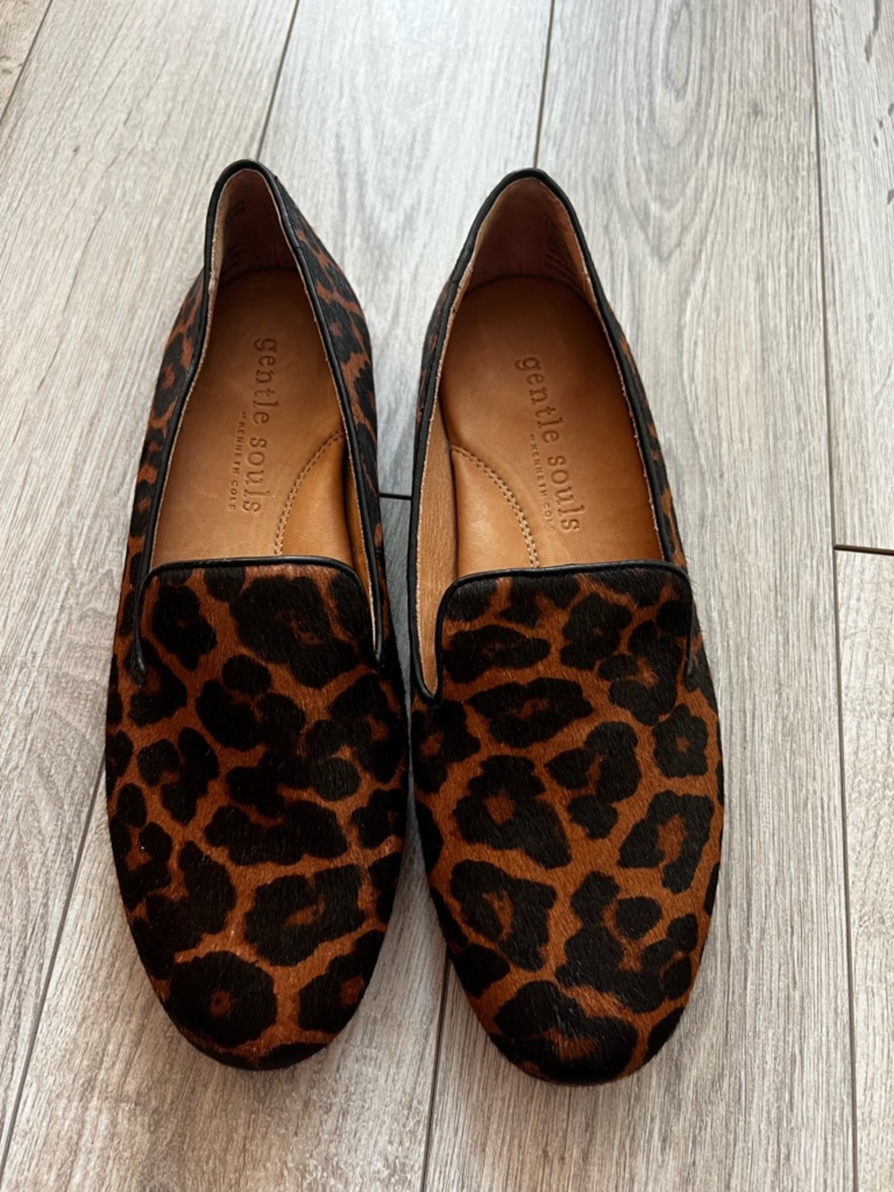 gentle souls Leopard-Print Slip-On Loafers in Brown and Black